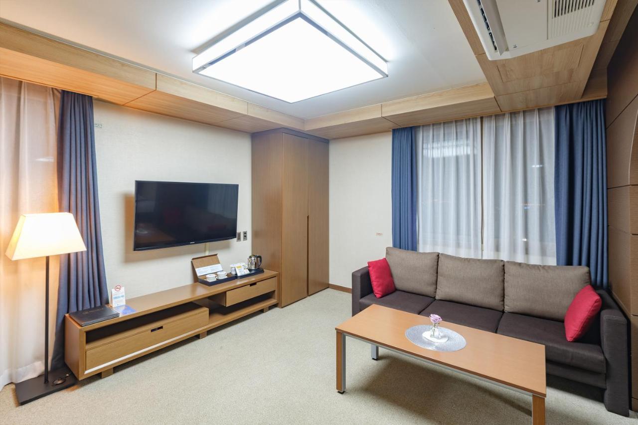 Benikea Hotel Чеджу Екстериор снимка